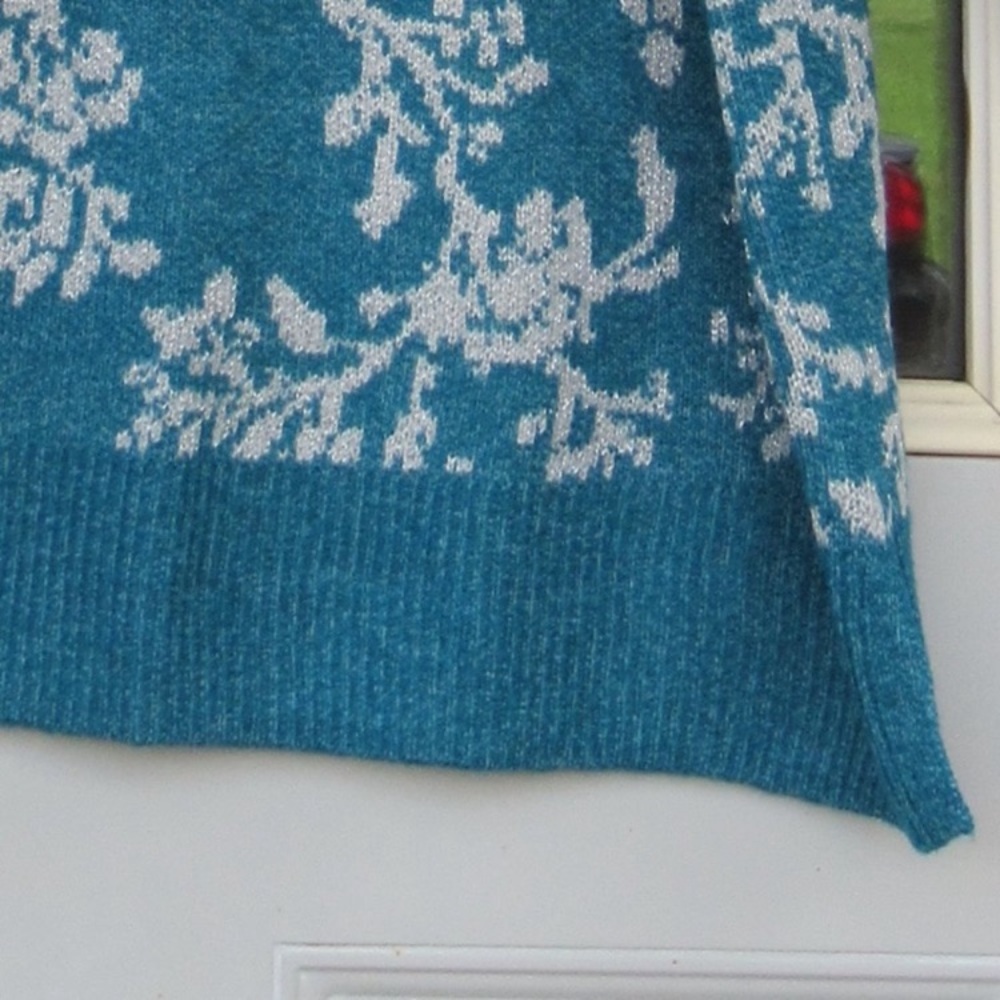 Last Chance ❌ Croft & barrow floral like print w metallic accent sweater 1X - Picture 5 of 13